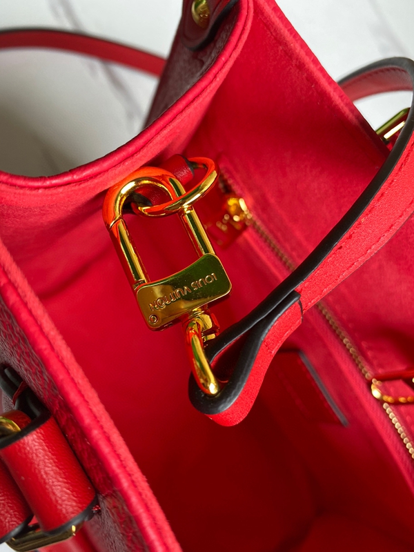 ルイヴィトンバッグ角部分ディテール